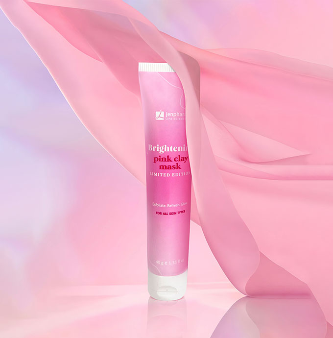 Show Brightening Pink Clay Mask