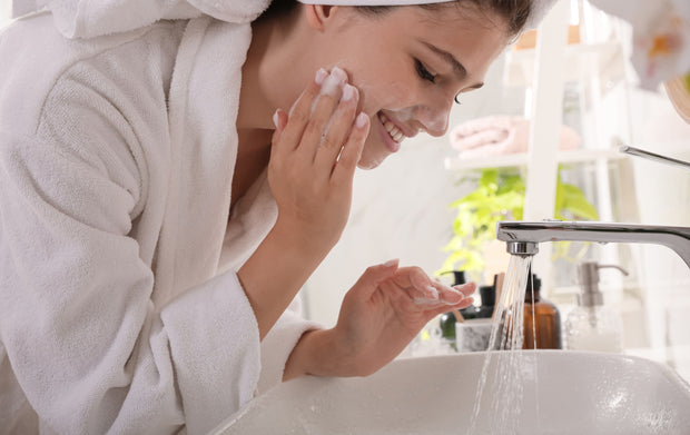 How Often Should You Use Salicylic Acid Face Wash? A Quick Guide by Skin Type